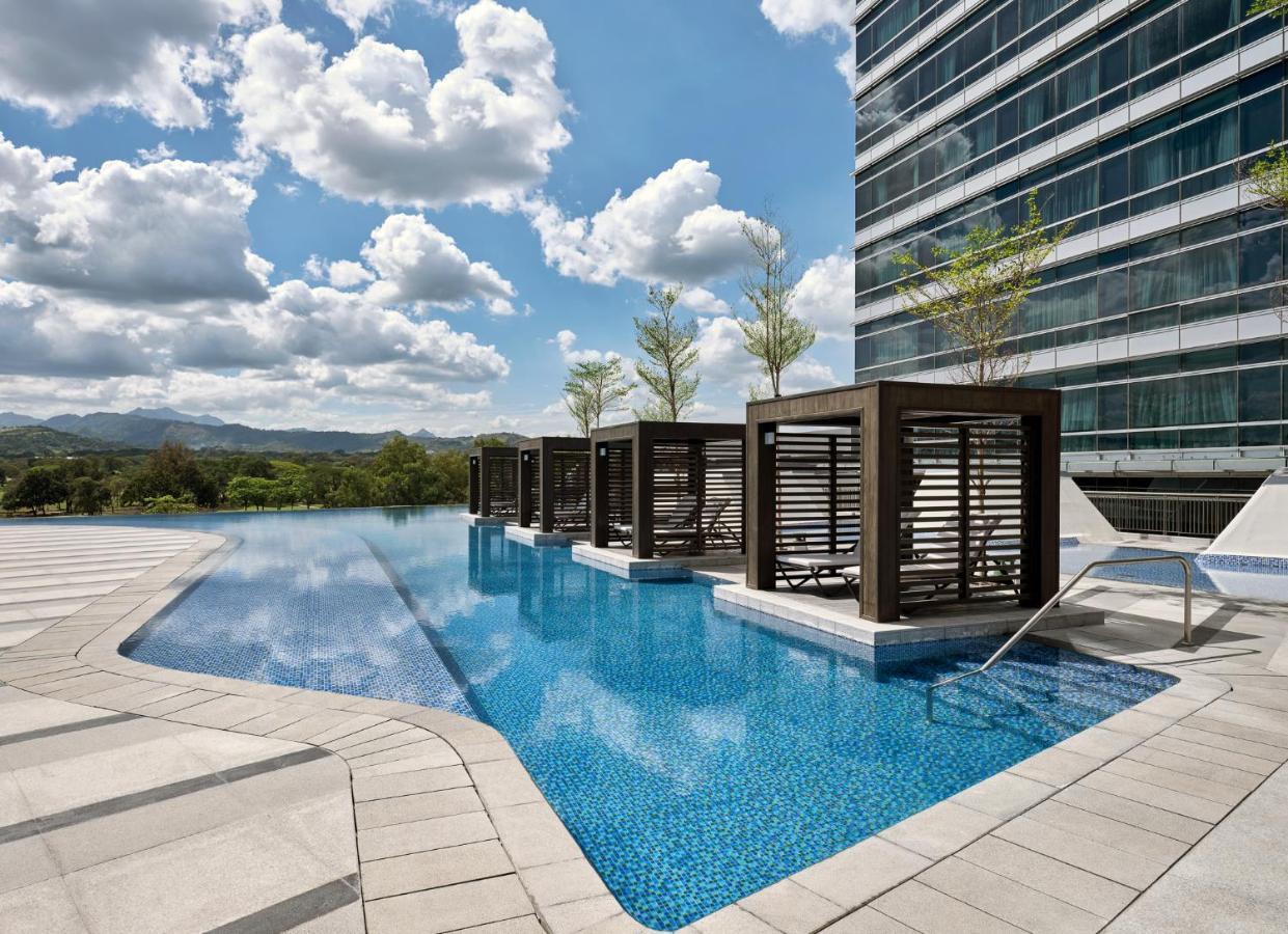 Swissotel Clark Philippines Clark Field Экстерьер фото
